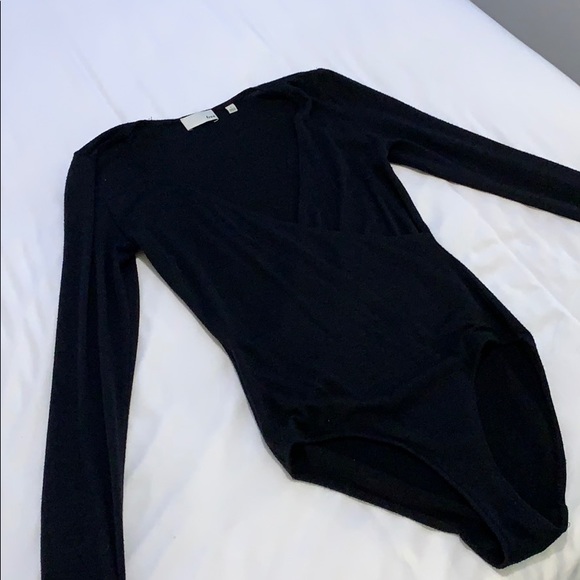 Black Deep-V Longsleeve Aritzia Bodysuit - Picture 2 of 4